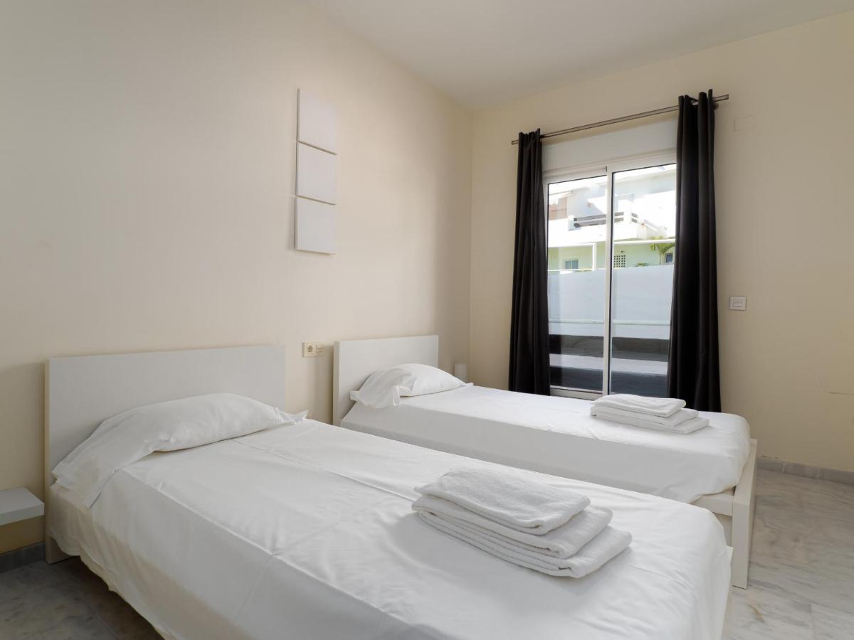 2051-New 3 Bedrooms On Golf Estepona Exteriér fotografie